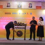 Peluncuran program Teaching Factory di SMKN 1 Katapang, Kabupaten Bandung, Jawa Barat kolaborasi MR.D.I.Y. Indonesia dan BISA Ruang Nuswantara (BIRU)