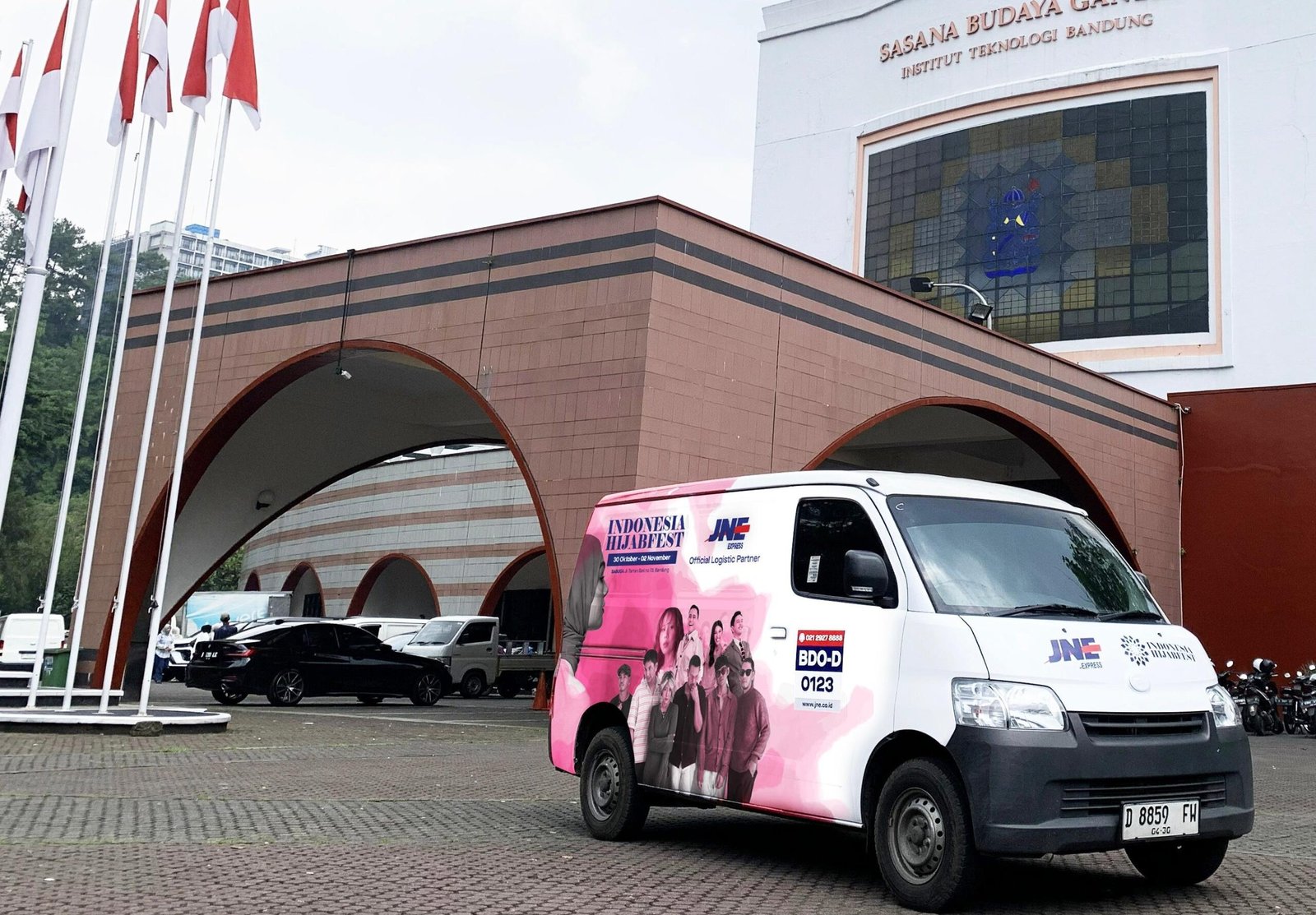 WhatsApp Image 2025-10-29 at 19.09.11