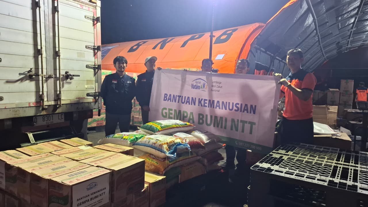 Rumah Yatim salurkan bantuan kemanusiaan untuk korban bencana gempa bumi di Nusa Tenggara Timur.